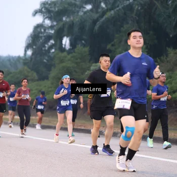 Runner Photo 7377303