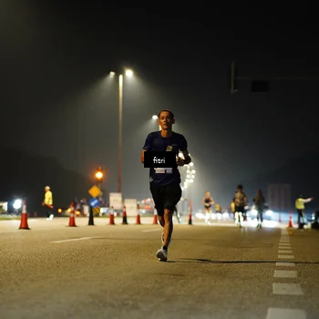 Runner Photo 7377318