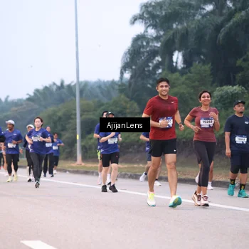 Runner Photo 7377339
