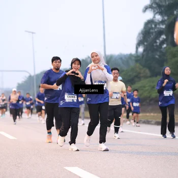 Runner Photo 7377412