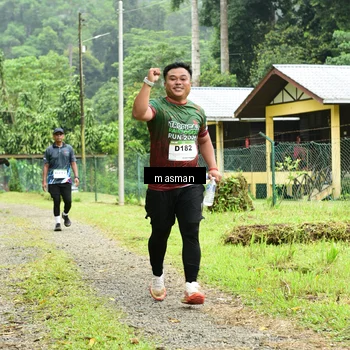 Runner Photo 7377438