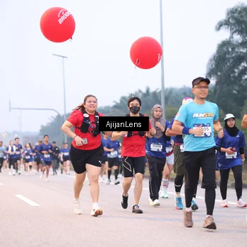 Runner Photo 7377716