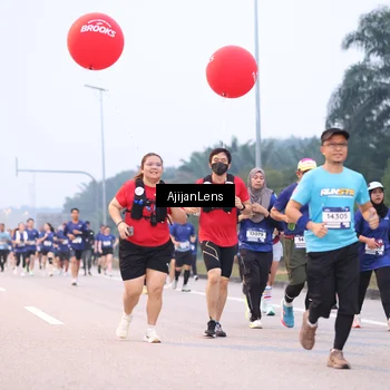 Runner Photo 7377719