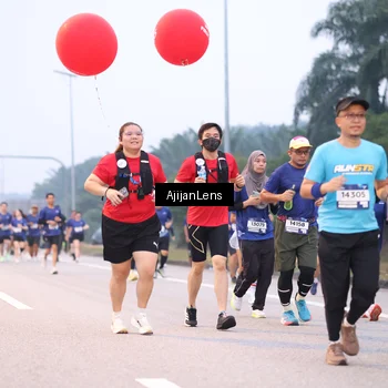 Runner Photo 7377724