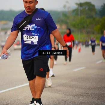 Runner Photo 7377745