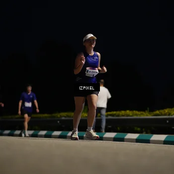 Runner Photo 7377818