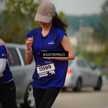 Runner Photo 7377900