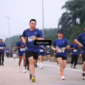 Runner Photo 7377928