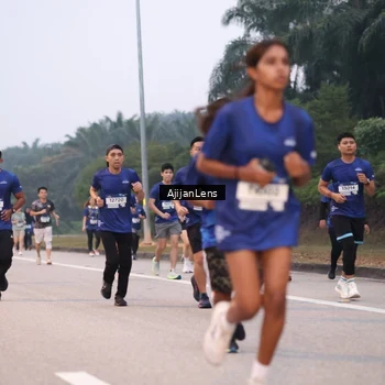 Runner Photo 7377934