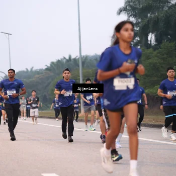 Runner Photo 7377946