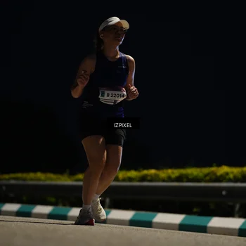 Runner Photo 7377951