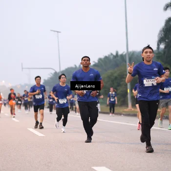 Runner Photo 7377953