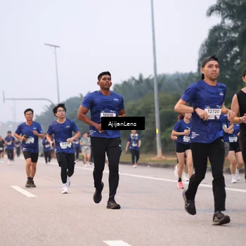Runner Photo 7377959