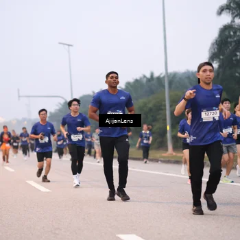 Runner Photo 7377961