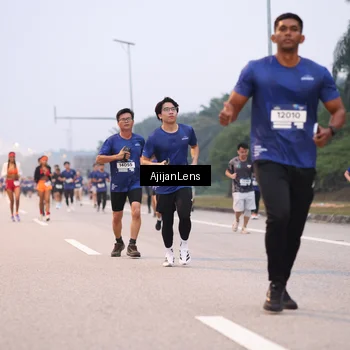Runner Photo 7377969