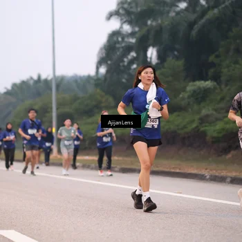Runner Photo 7378001