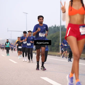 Runner Photo 7378011