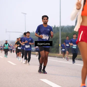 Runner Photo 7378031