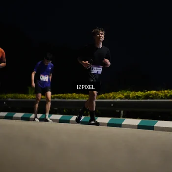 Runner Photo 7378069