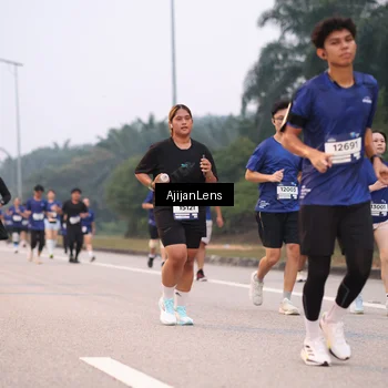 Runner Photo 7378080