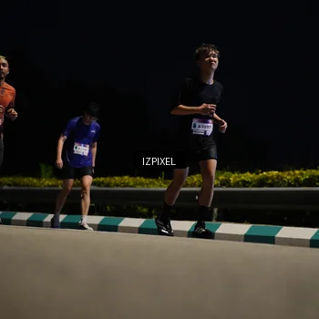 Runner Photo 7378094