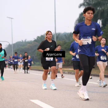 Runner Photo 7378095