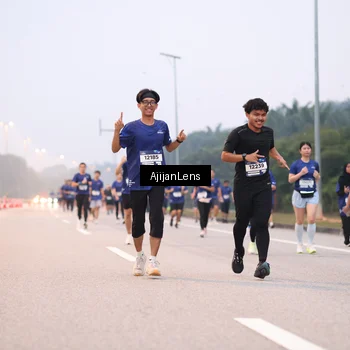 Runner Photo 7378137