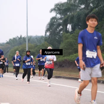 Runner Photo 7378257