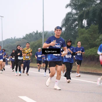 Runner Photo 7378299
