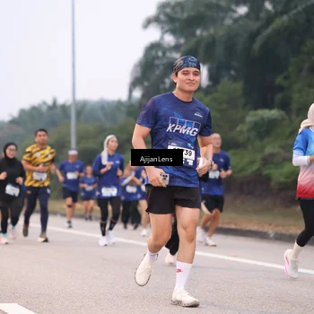 Runner Photo 7378304