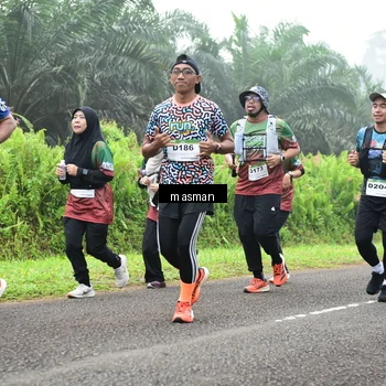 Runner Photo 7378354