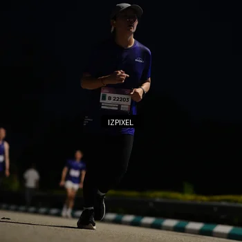 Runner Photo 7378373