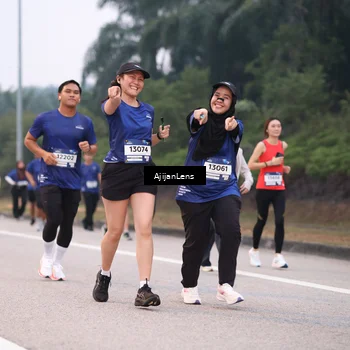 Runner Photo 7378375