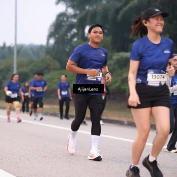 Runner Photo 7378378