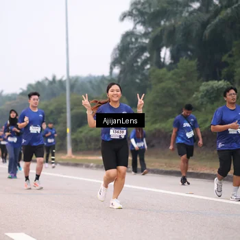 Runner Photo 7378412