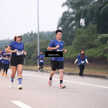 Runner Photo 7378420