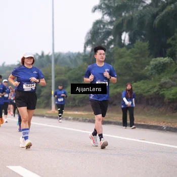 Runner Photo 7378425