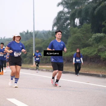 Runner Photo 7378441