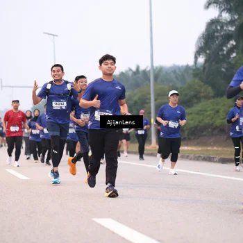 Runner Photo 7378464