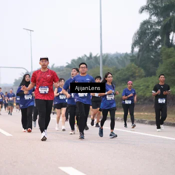 Runner Photo 7378536