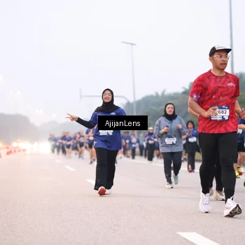 Runner Photo 7378544