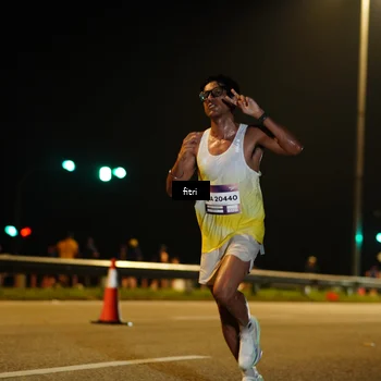 Runner Photo 7378602