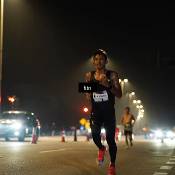 Runner Photo 7378607