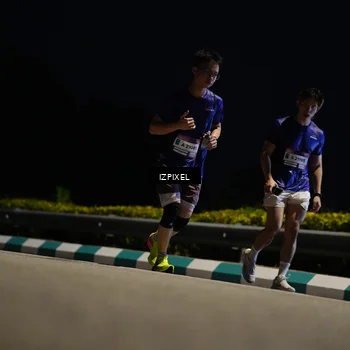 Runner Photo 7378636