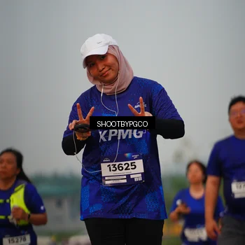 Runner Photo 7378646