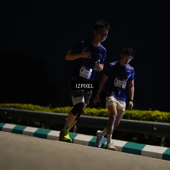 Runner Photo 7378670