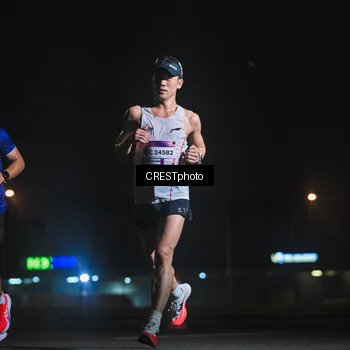 Runner Photo 7378692