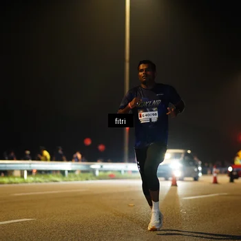 Runner Photo 7378879