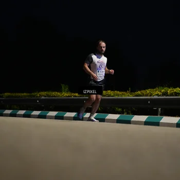 Runner Photo 7378895