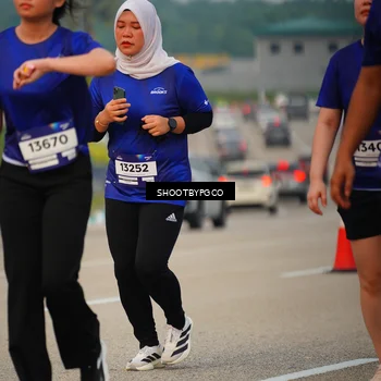Runner Photo 7378902